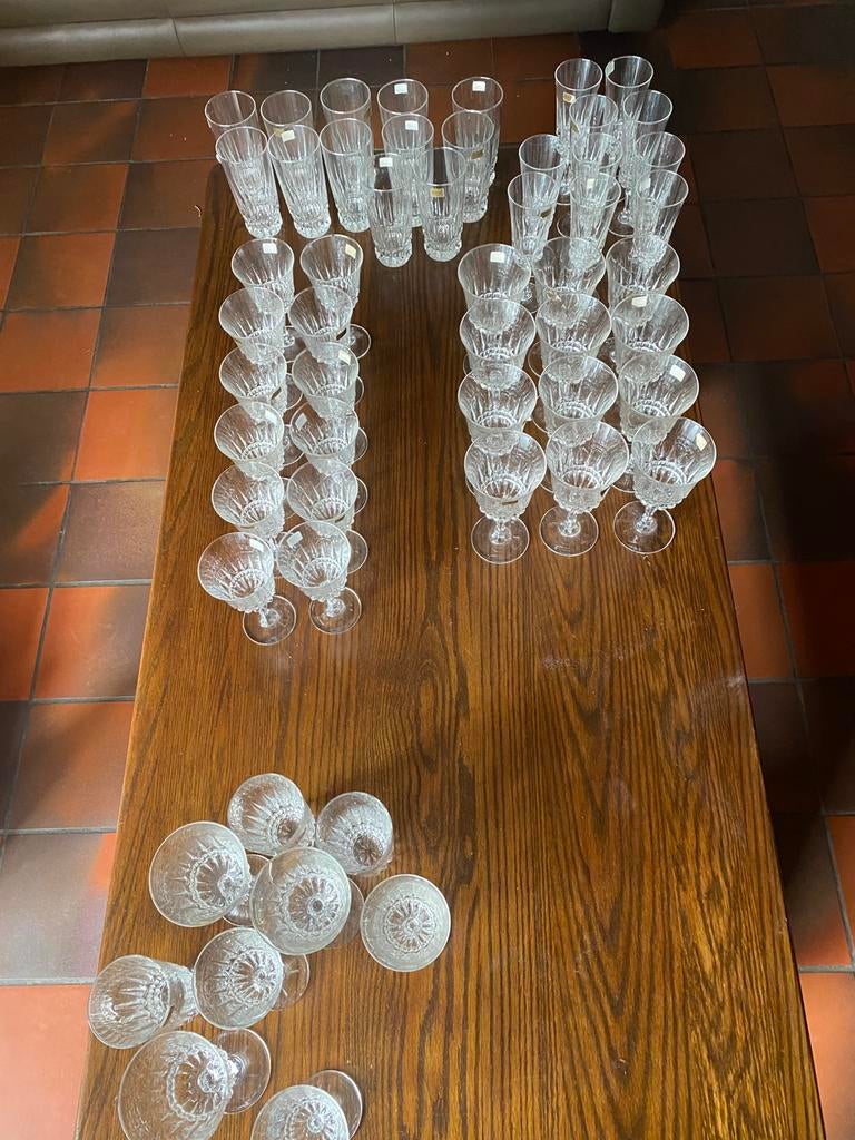 Glasservies 55- delig, Verzamelen, Glas en Drinkglazen, Zo goed als nieuw, Ophalen