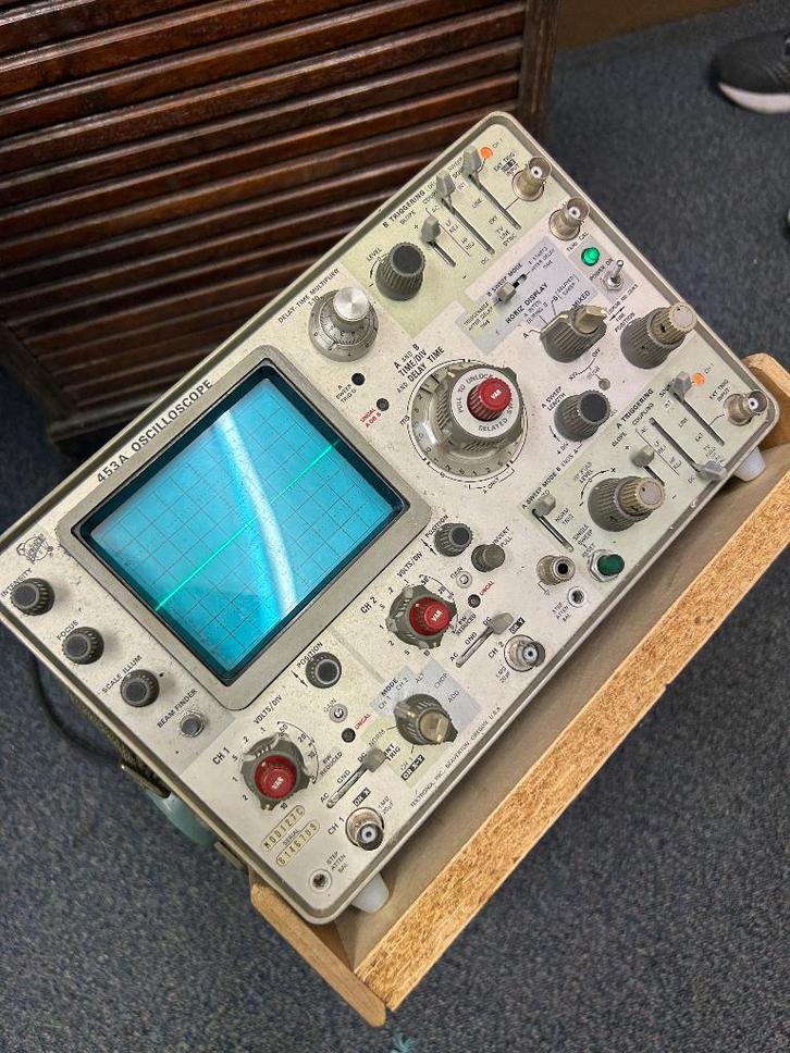 Oscilloscope Tektronix 453A, Bricolage & Construction, Instruments de mesure, Utilisé, Son, Enlèvement