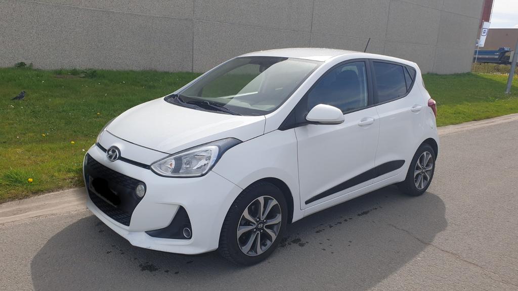 Hyundai i10 1.2 essence 2018, Autos, Hyundai, Entreprise, i10, Système de navigation, Sièges chauffants, Volant chauffant, Essence
