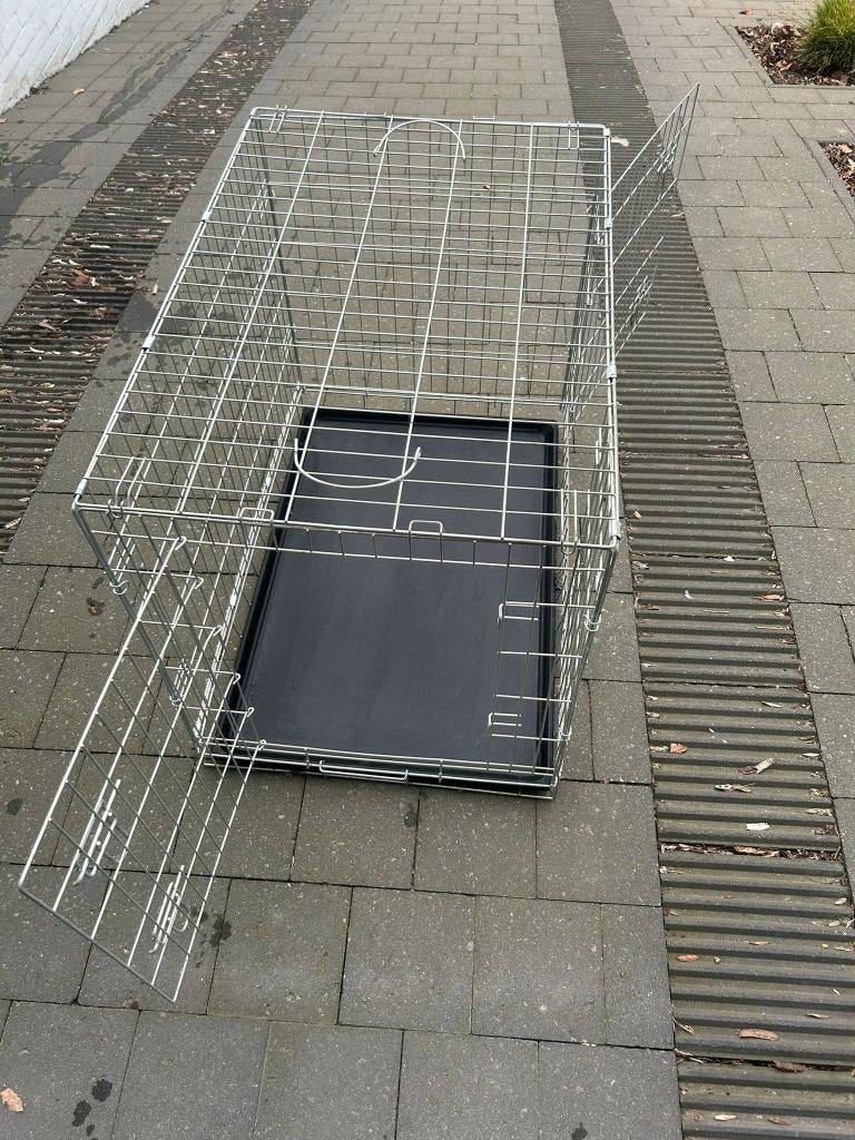 Cage pour chien 60cm (large) x 90cm (longue) x 70cm (haute), Animaux & Accessoires, Caisses pour chiens, Enlèvement, Comme neuf