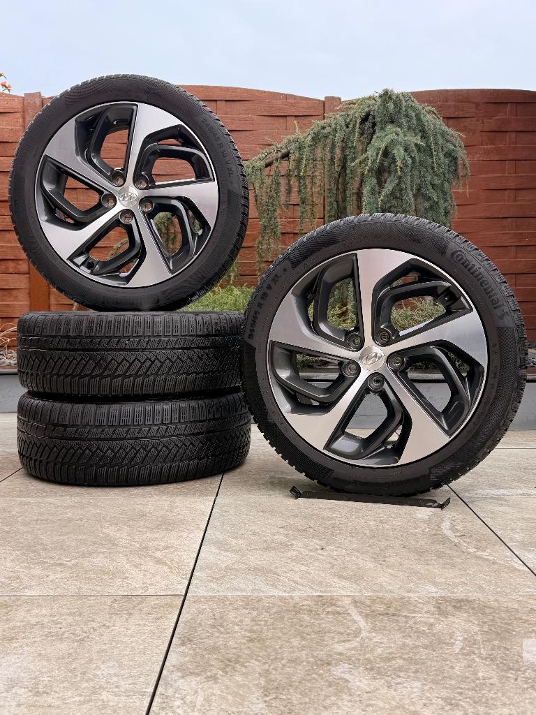 Original Hyundai Tucson Jantes et Pneus, Autos : Pièces & Accessoires, Pneus et Jantes, 245 mm, 4 Saisons, Utilisé