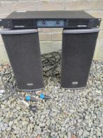 Boxen met versterker en kabels, Ophalen