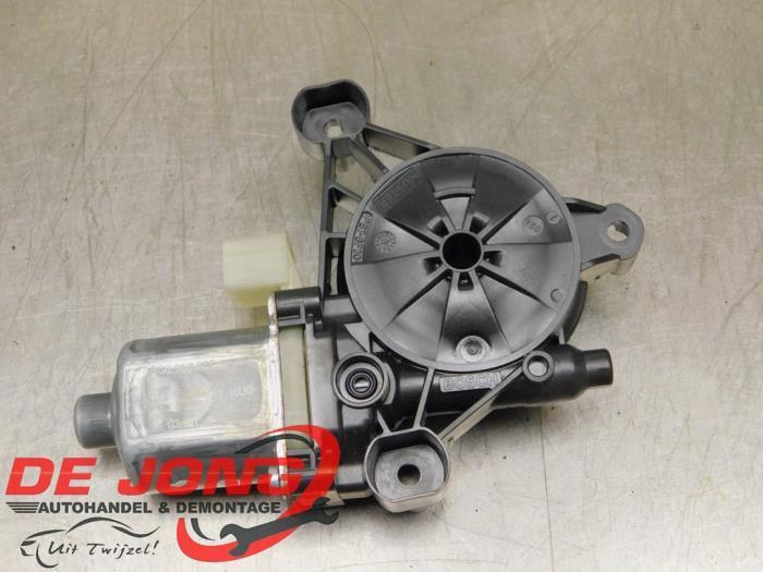 Moteur de vitre portière d'un Audi A3, Autos : Pièces & Accessoires, Carrosserie & Tôlerie, Audi, Utilisé, 3 mois de garantie