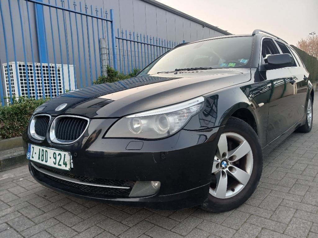 BMW 520D/2000cc DIESEL/AUTOMAAT/GEKEURD/GARANTIE, Auto's, BMW, Automaat, Euro 5, Lichtsensor, Wit