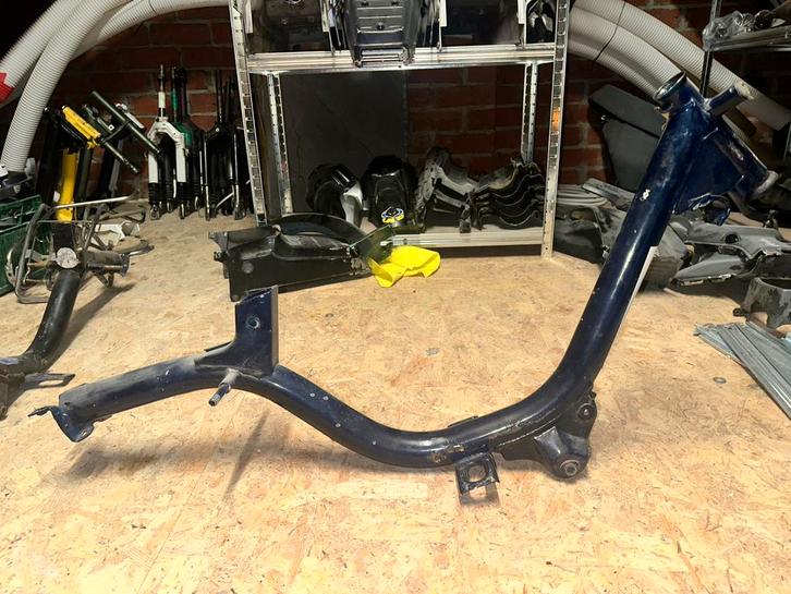 Honda Camino Funny A-klasse body 1, Vélos & Vélomoteurs, Pièces de cyclomoteur | Général, Utilisé, Réservoir, Enlèvement