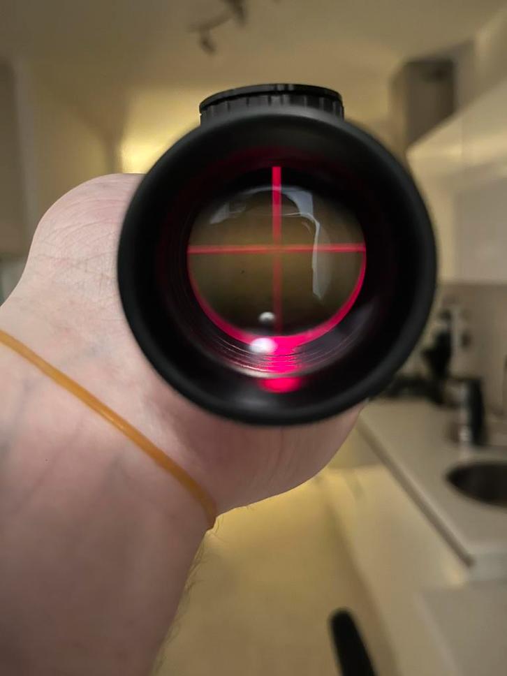 Nieuwe zwarte richtkijkers verschillende modellen, Sports & Fitness, Accessoires de sport de tir, Neuf, Envoi