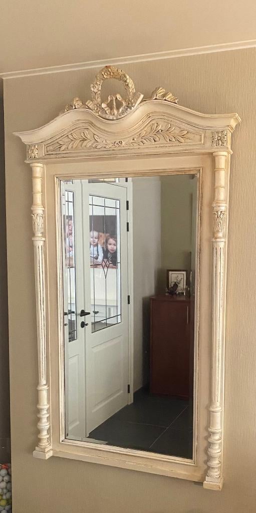 Miroir ancien-écusson sculpté à la main - style Louis - 98 €, Antiquités & Art, Antiquités | Miroirs, 100 à 150 cm, 150 à 200 cm