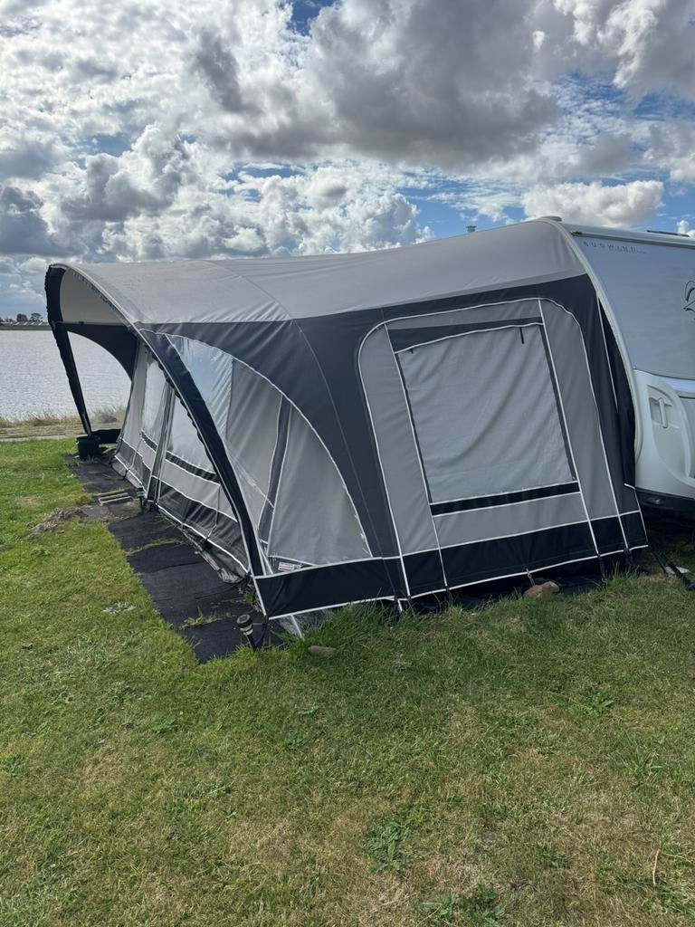 Unico genua 280 voortent, Caravanes & Camping, Enlèvement, Comme neuf