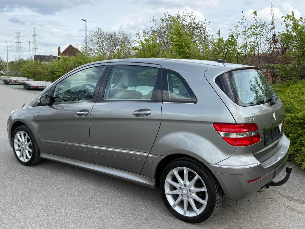 Pack sport Mercedes Classe B B170 approuvé pour la vente, Argent ou Gris, Achat, Beige, Boîte manuelle