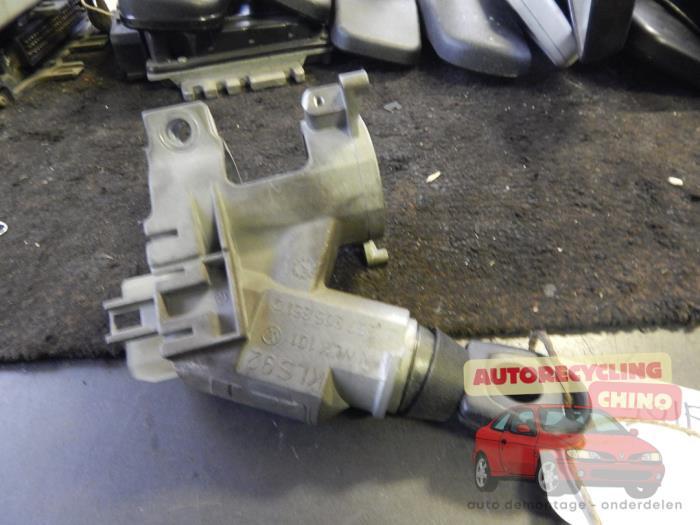 Serrure de contact + clé d'un Volkswagen Golf, Volkswagen, -, 3 mois de garantie, Utilisé