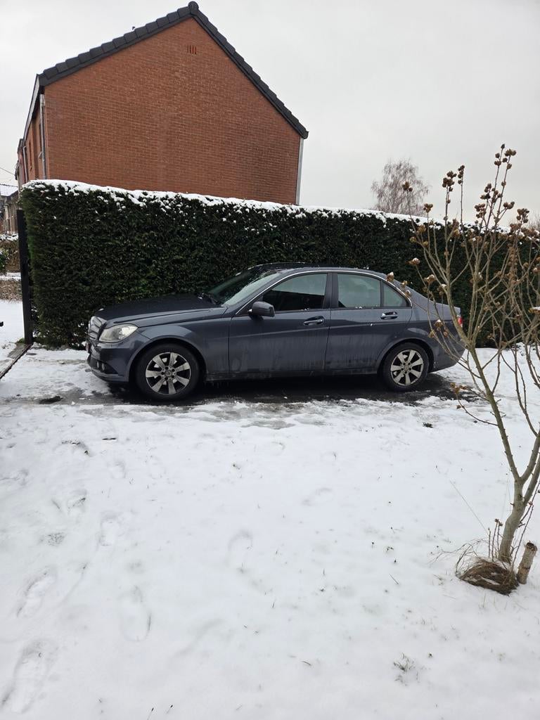 Mercedes C 180 année 2014, Autos, Mercedes-Benz, Achat, Noir, 5 portes, Automatique