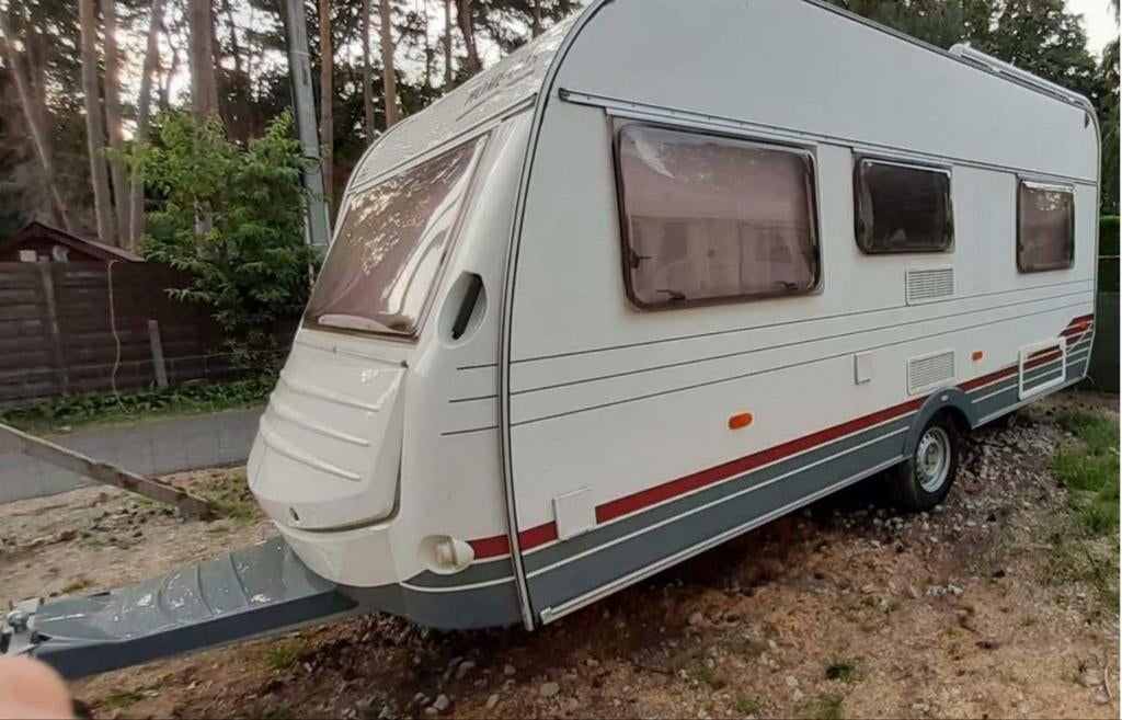 Home-car racer 45 spirit, Caravans en Kamperen, Caravans, Home-car, Rondzit, Hefbed, 4 tot 5 meter