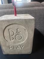 B&O Play hoofdtelefoon staander/houder in beton, TV, Hi-fi & Vidéo, Casques audio, Enlèvement, Utilisé, Supra-aural, Autres marques