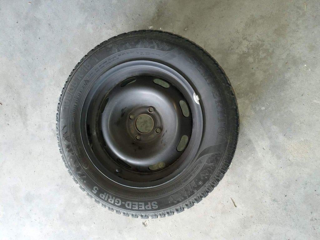 Jantes en tôle C3, 15 pouces, Pneus hiver, Enlèvement, Utilisé