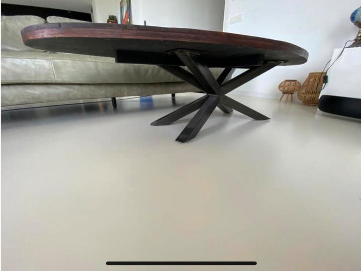 Table basse avec pied en métal, Maison & Meubles, Tables | Tables de salon, Comme neuf, Enlèvement