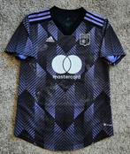 OL Lyonnes Squad signed shirt, Sports & Fitness, Football, Envoi, Neuf, Maillot