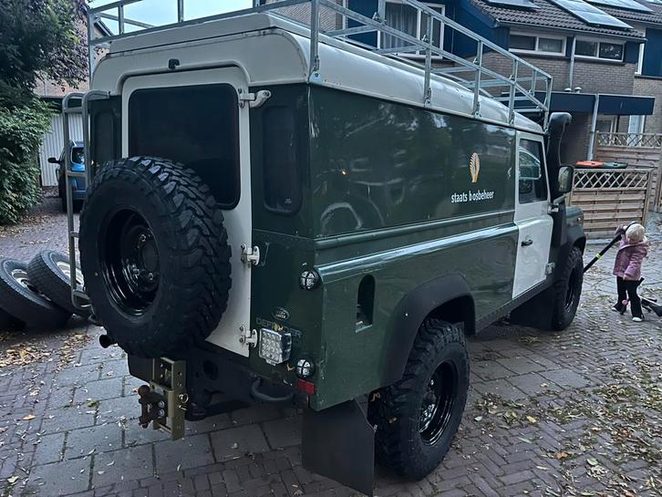 Defender 110 TD5, Auto's, Land Rover, Particulier, Defender, Diesel, SUV of Terreinwagen, 3 deurs, Handgeschakeld, Groen, Stof