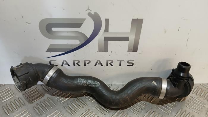 Radiateurslang van een Mercedes C-Klasse, Gebruikt, -, Ophalen of Verzenden, -