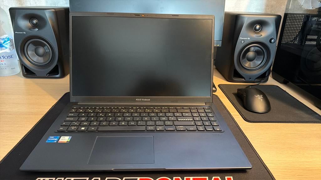 ASUS Vivobook, Ophalen, Zo goed als nieuw