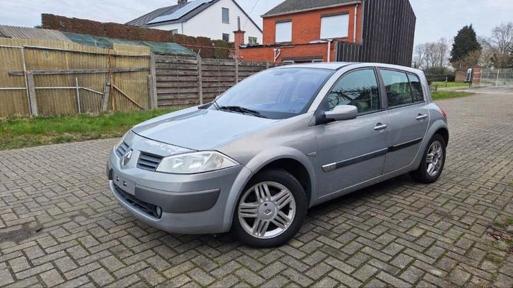 Renault Megane 1.6i van 2004, zo meenemen!, Auto's, Renault, Bedrijf, Te koop, Mégane, Benzine, Euro 4, Monovolume, 4 deurs, Handgeschakeld
