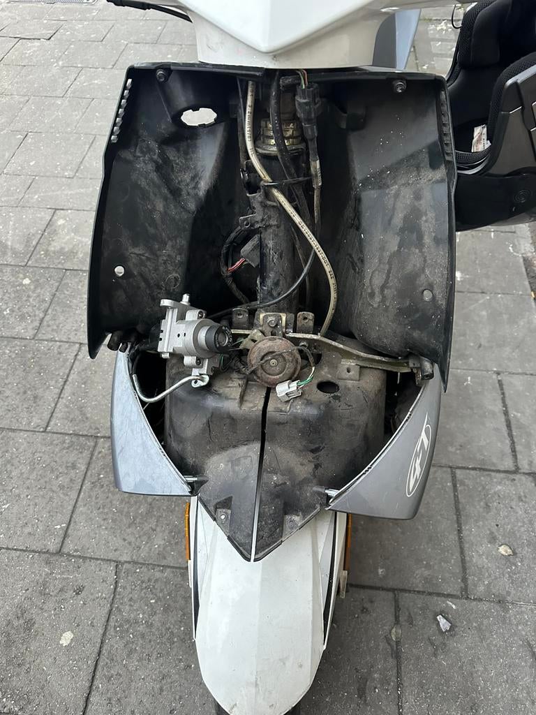 Peugoet speedfighte 3, Vélos & Vélomoteurs, Scooters | Peugeot, Enlèvement ou Envoi, Comme neuf