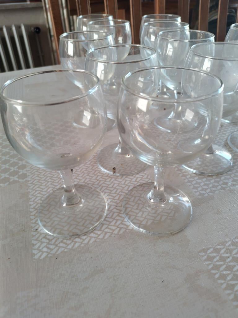 12 verres à vin sphériques, Maison & Meubles, Enlèvement ou Envoi