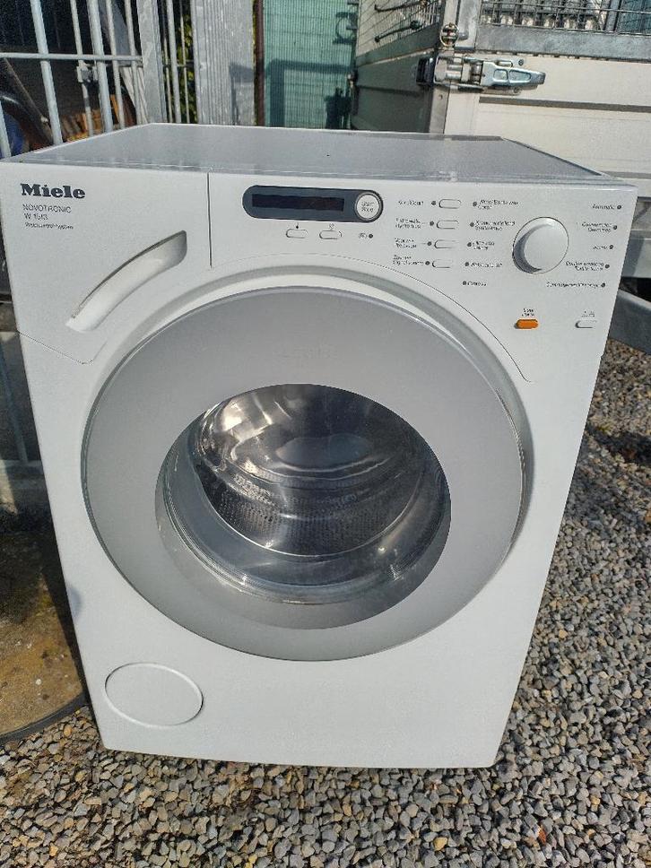 Machine à laver Miele Novotronic W1513 à réparer, Electroménager, Lave-linge, Ne fonctionne pas, Chargeur frontal, Enlèvement