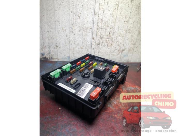 Zekeringkast van een Audi Q3, Gebruikt, -, -, -