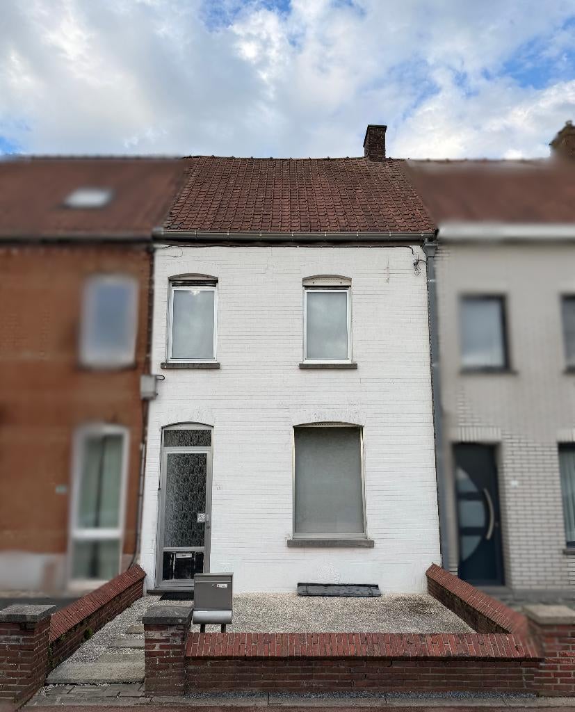 Charmante rijwoning met stadstuin en 3 slaapkamers te Izegem, Immo, Maisons à vendre, Province de Flandre-Occidentale, Jusqu'à 200 m²