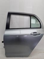 PORTIER LINKS ACHTER Toyota Yaris II (P9) (01-2005/12-2014), Gebruikt, Links, Toyota, Deur