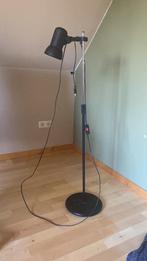 Vintage staande lamp, Huis en Inrichting, Lampen | Vloerlampen, 100 tot 150 cm, Gebruikt, Vintage, Metaal