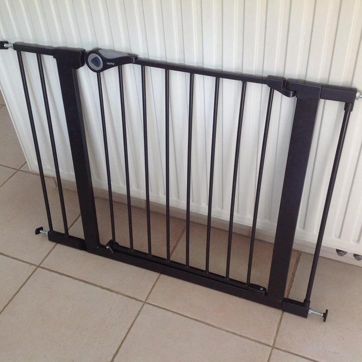 Traphekje Noma zwart met 2 uitbreidingstukken, Kinderen en Baby's, Traphekjes, Ophalen of Verzenden