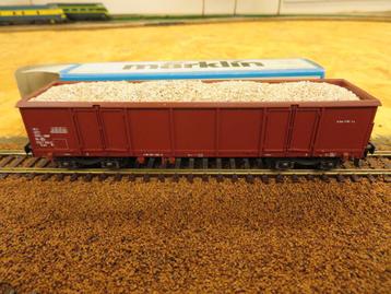 Een NMBS HO Easos-wagen van Märklin 4716 beschikbaar voor biedingen