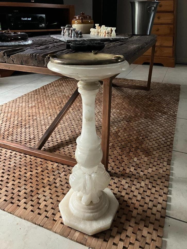 Ancien cendrier/piedestal en marbre, Antiek en Kunst, Antiek | Woonaccessoires, Ophalen of Verzenden