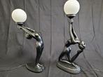 Deux lampes de table de style Art Déco représentant une femm, Comme neuf, 75 cm ou plus, Enlèvement ou Envoi, Autres matériaux