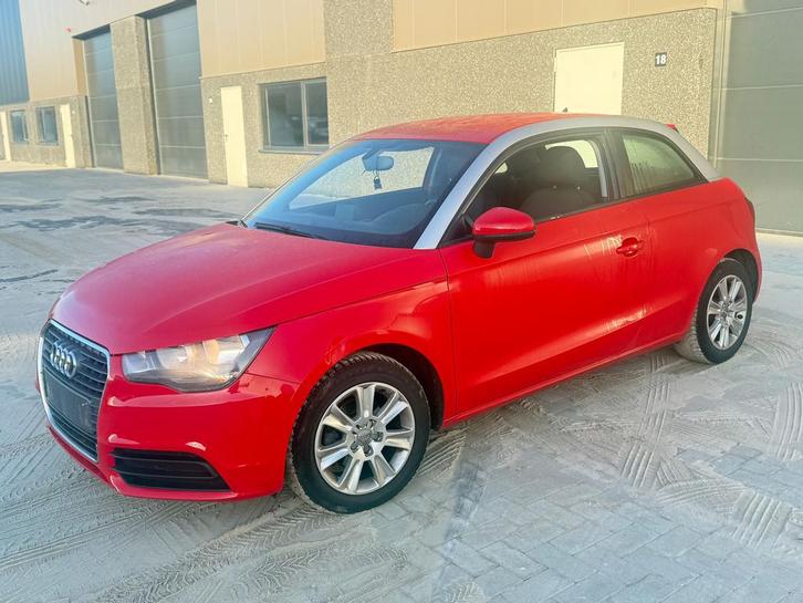 Audi A1 - 1.6 TDI - 199.000KM - euro 5, Auto's, Audi, Bedrijf, A1, Airbags, Airconditioning, Navigatiesysteem, Euro 5, Ophalen
