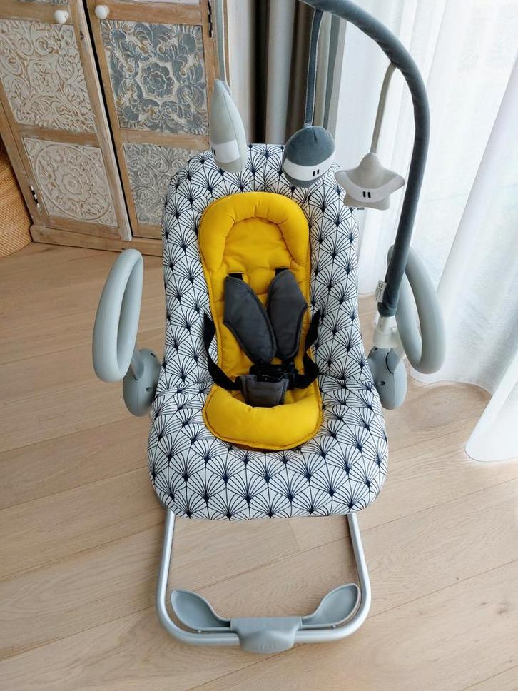 Ontspan op en neer met een boog - Beaba, Kinderen en Baby's, Wipstoeltjes, Zo goed als nieuw, Ophalen
