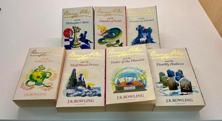 Complete Engelstalige Harry Potter set (deel 1 t/m 7), Livres, Fantastique, Comme neuf, Enlèvement