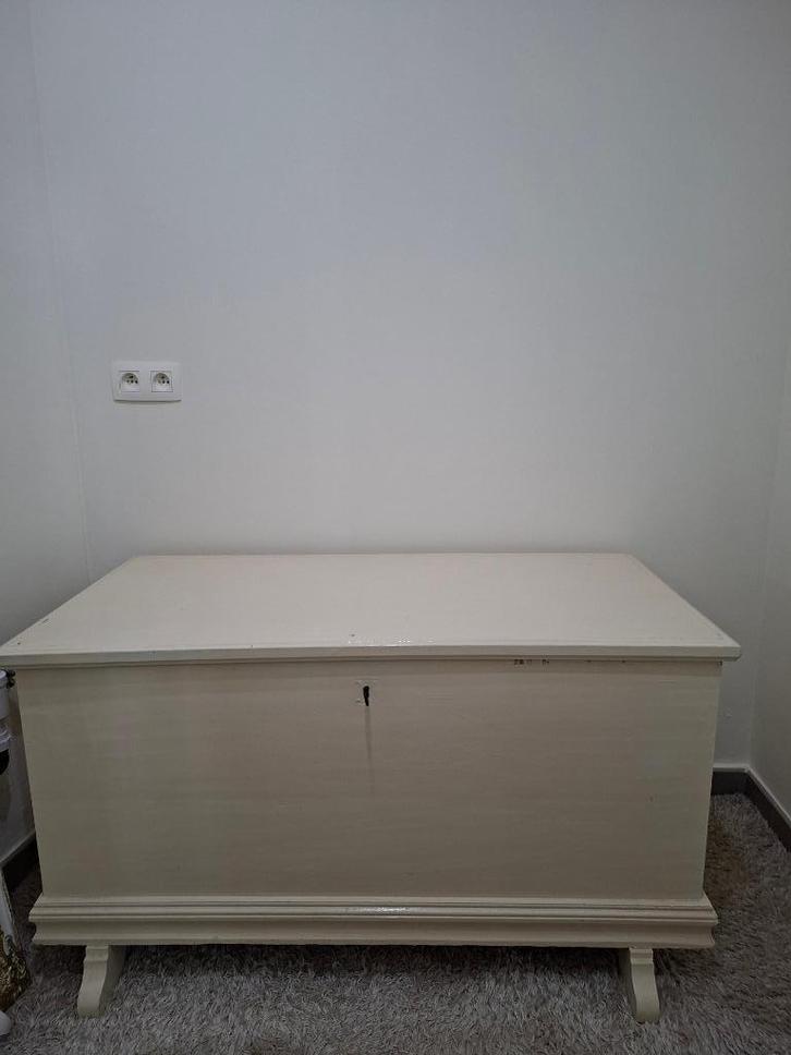 Witte houten opbergkist – vintage look, Huis en Inrichting, Woonaccessoires | Kisten, Gebruikt, 50 tot 75 cm, 100 tot 125 cm, Ophalen