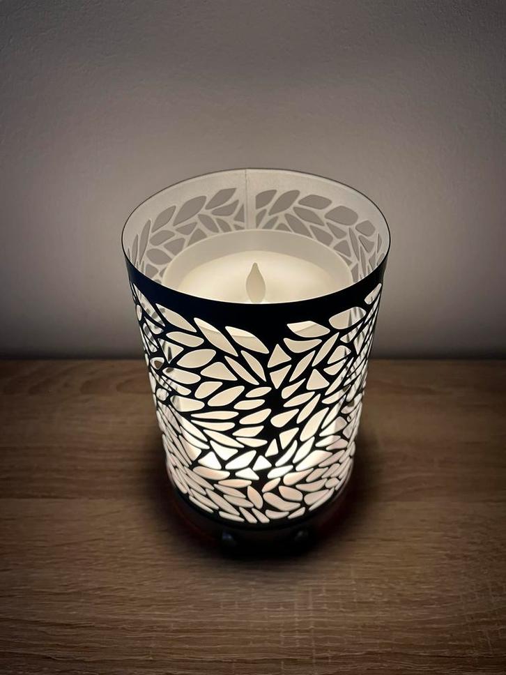 Lampe de chevet diffuseur de brume (silver), Huis en Inrichting, Lampen | Tafellampen, Zo goed als nieuw, Minder dan 50 cm, Metaal