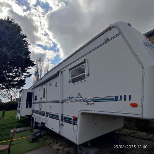 Semi Américaine Teton Homes, Caravans en Kamperen, Caravans, Bedrijf, Overige merken, Douche, Kluisje, Ladder, Microgolfoven, Oven