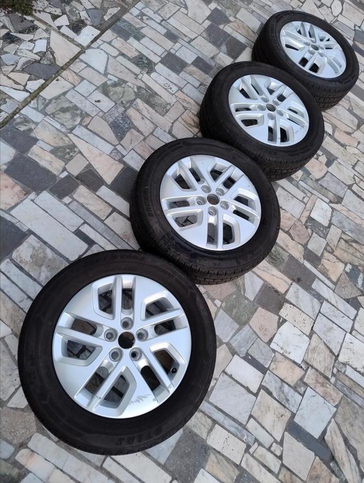 Wielen Renault Trafic / Opel Vivaro / Fiat Talento / Nissan, Auto-onderdelen, Banden en Velgen, Band(en), Gebruikt, Ophalen