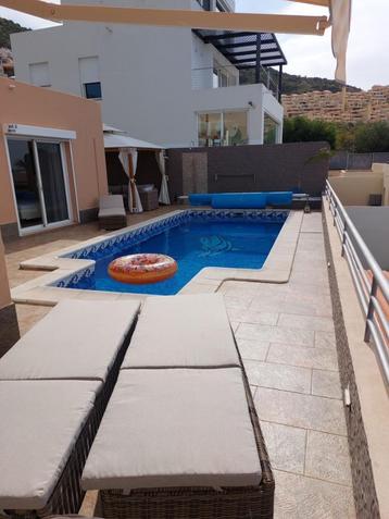 Chambres de luxe dans une villa avec piscine, Propriétaire, Village, Lit enfant, Îles Canaries