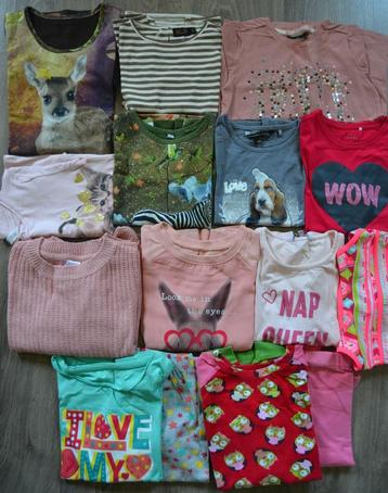 Pakket kledij maat 122/128 beschikbaar voor biedingen