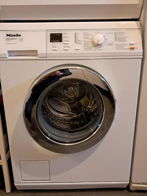 Miele EDITION 111 W 3371, Elektronische apparatuur, Wasmachines, Zo goed als nieuw, Voorlader, 6 tot 8 kg, Minder dan 85 cm, 1200 tot 1600 toeren