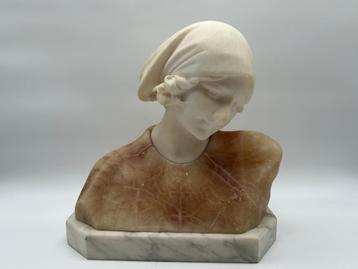Albasten buste gesigneerd door Adolfo Cipriani (1857 - 1941) beschikbaar voor biedingen