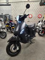 Senzo Rivalux 50cc klasse A 4 takt 2020 640 km! - Nieuwstaat, Fietsen en Brommers, Scooters | Overige merken, Klasse A (25 km/u)