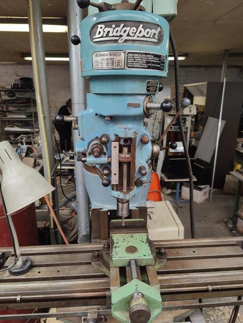 Brdigeport Freesmachine, Doe-het-zelf en Bouw, Gereedschap | Freesmachines, Gebruikt, Elektrisch, Overige soorten, Ophalen