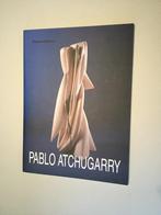 Livre d'art Pablo Atchugarry signé, Comme neuf, Enlèvement ou Envoi, Sculpture