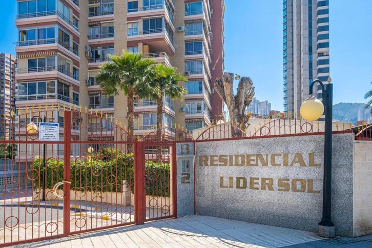 Te huur - lange termijn - Appartement Benidorm, Vakantie, Vakantiehuizen | Spanje, Costa Blanca, Appartement, Stad, Aan zee, 3 slaapkamers